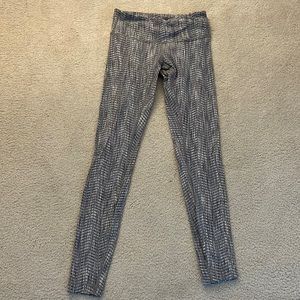 Lululemon leggings 4